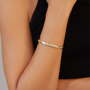 Fairy Dust Bangle 18k