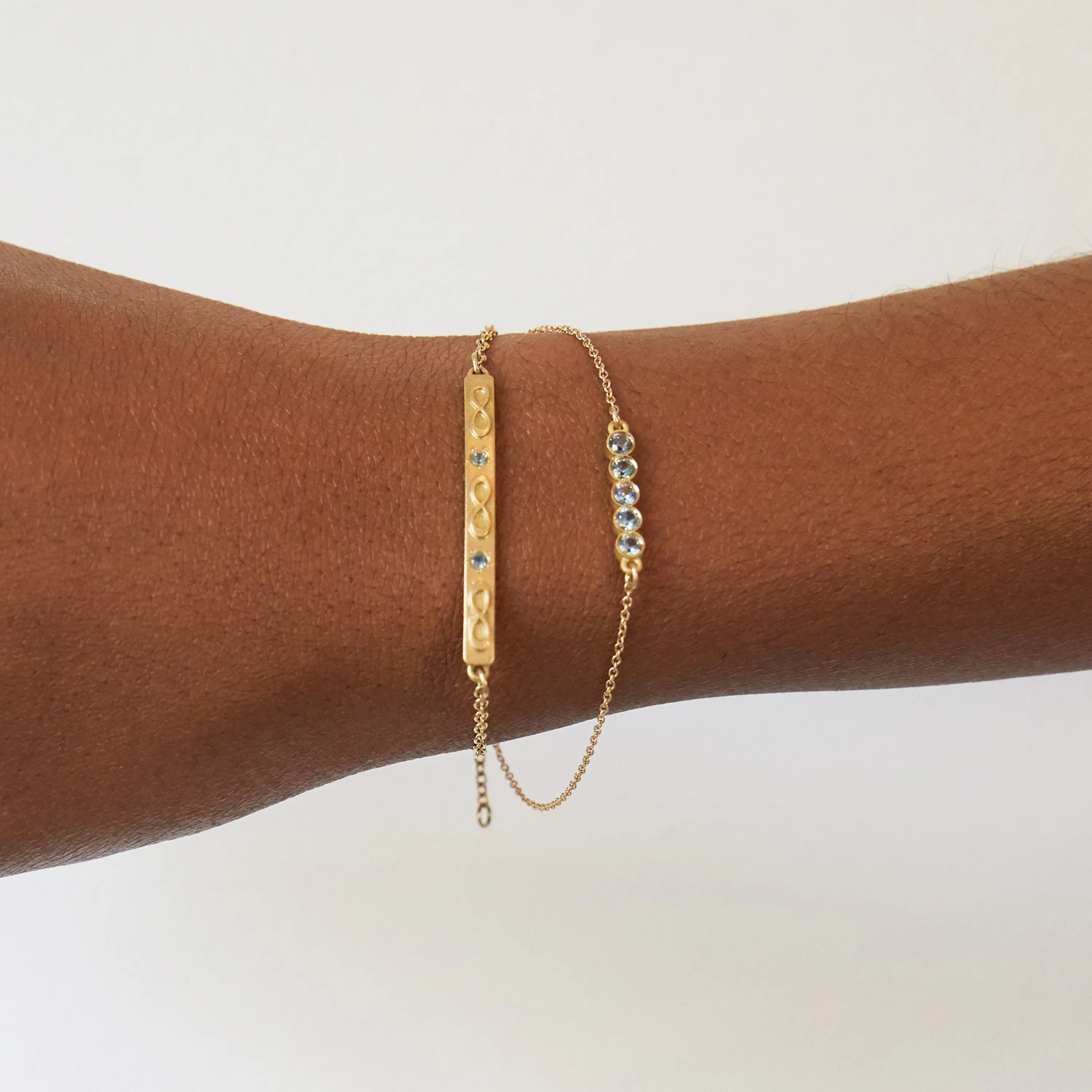 Elizabeth Moore Infinity ID Bracelet Montana on Model